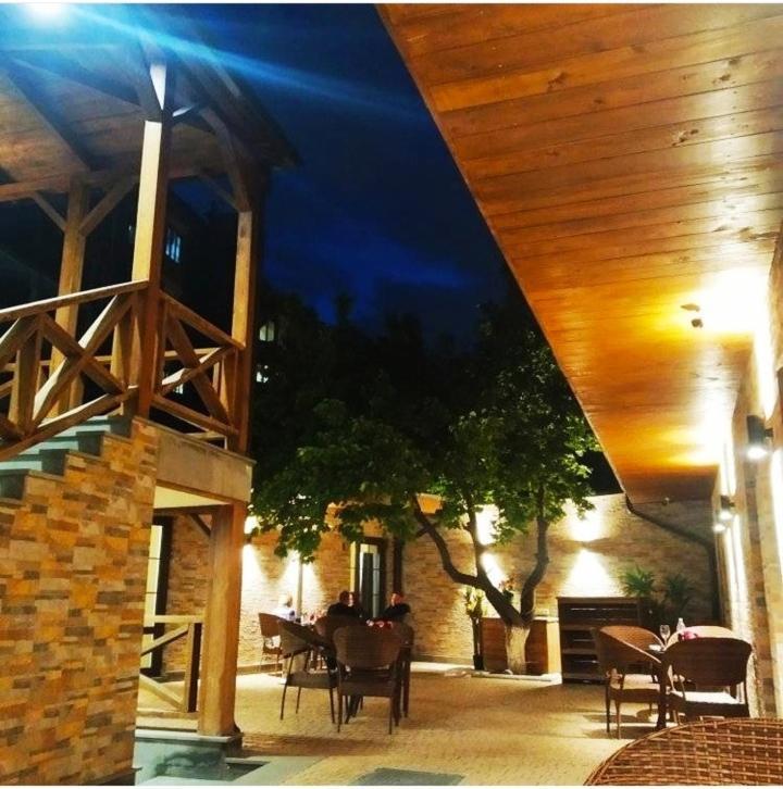 Boutique Living Hotel By Arta Γιερεβάν Εξωτερικό φωτογραφία