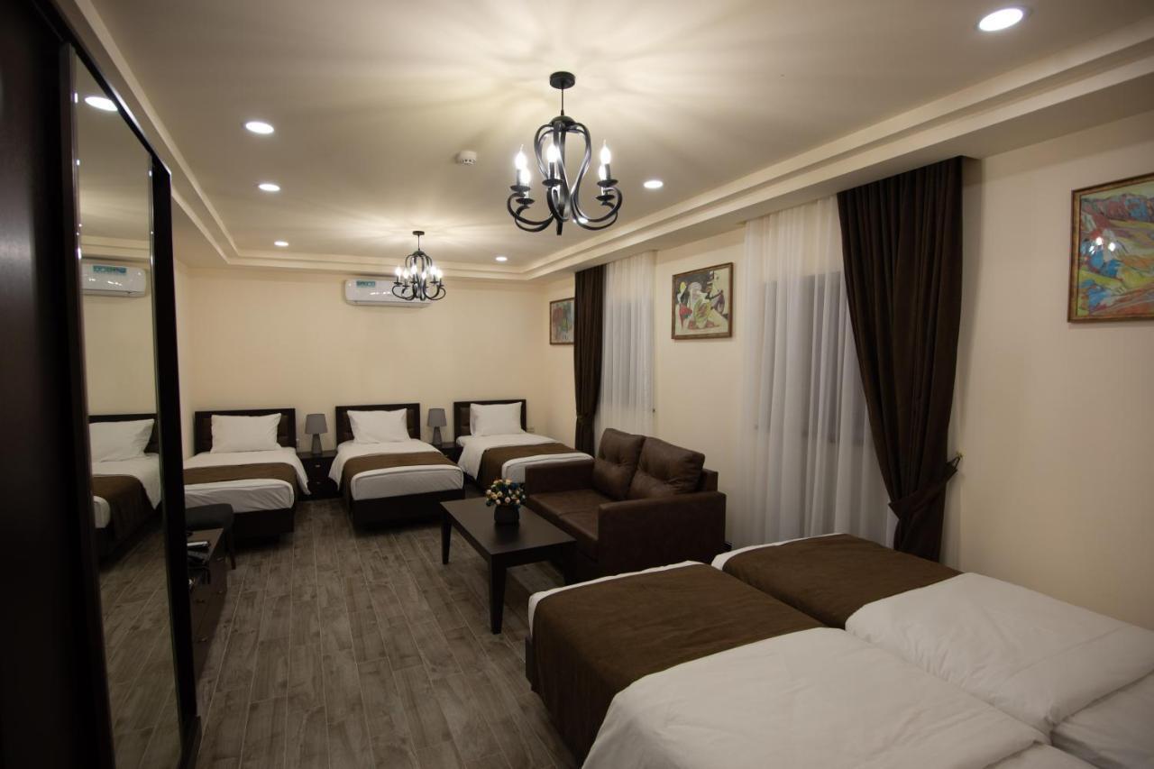 Boutique Living Hotel By Arta Γιερεβάν Εξωτερικό φωτογραφία