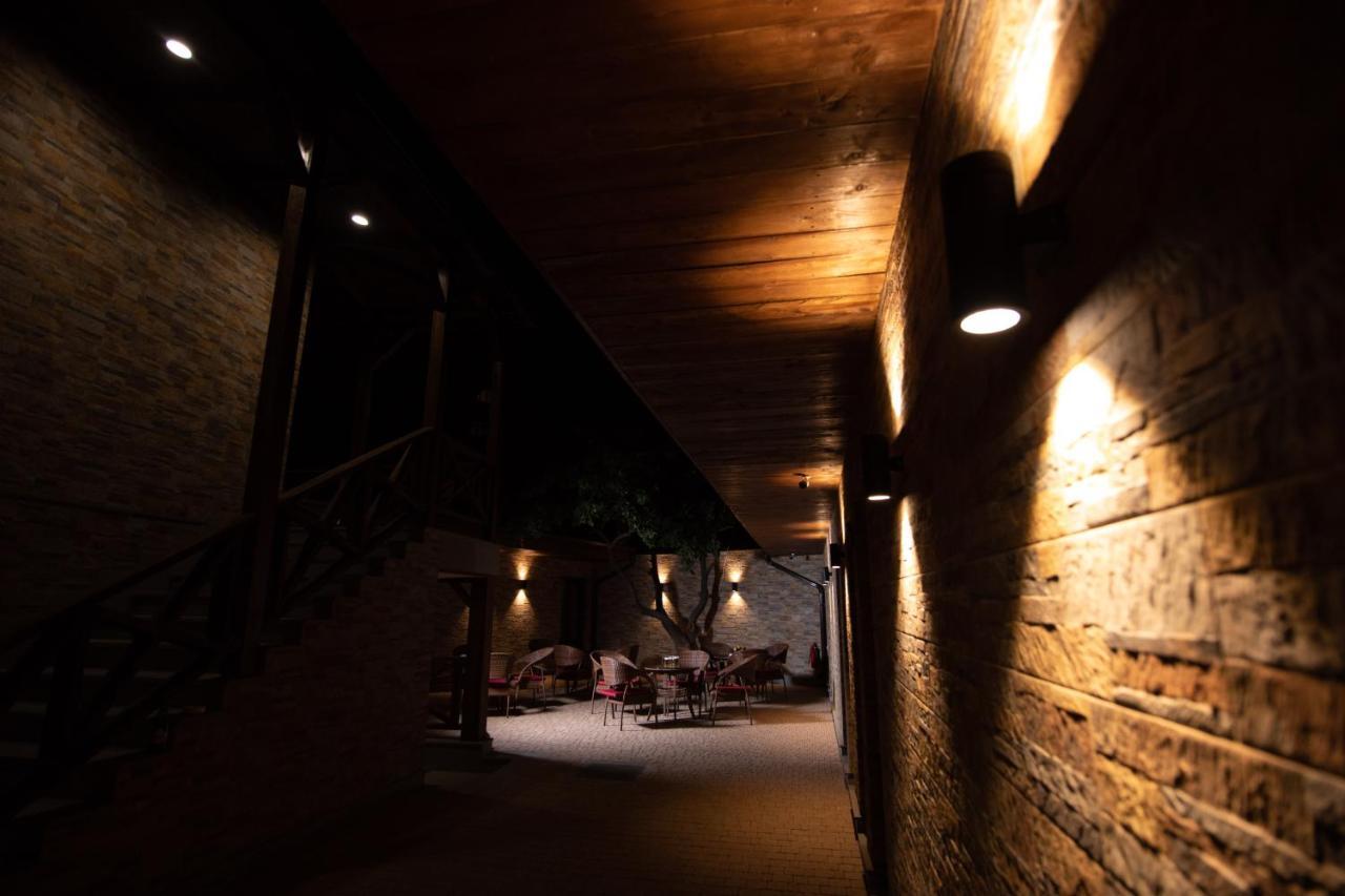 Boutique Living Hotel By Arta Γιερεβάν Εξωτερικό φωτογραφία