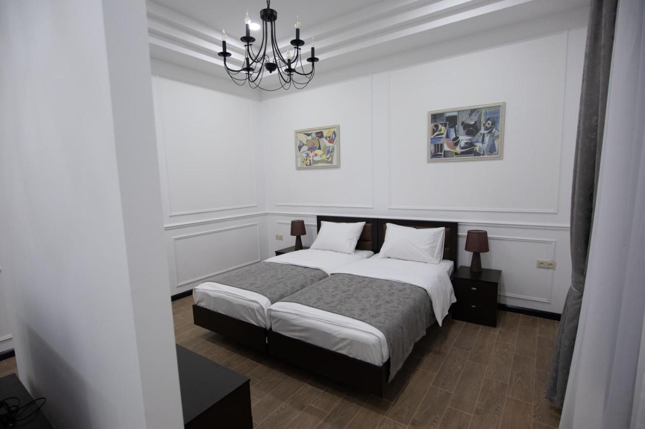 Boutique Living Hotel By Arta Γιερεβάν Εξωτερικό φωτογραφία