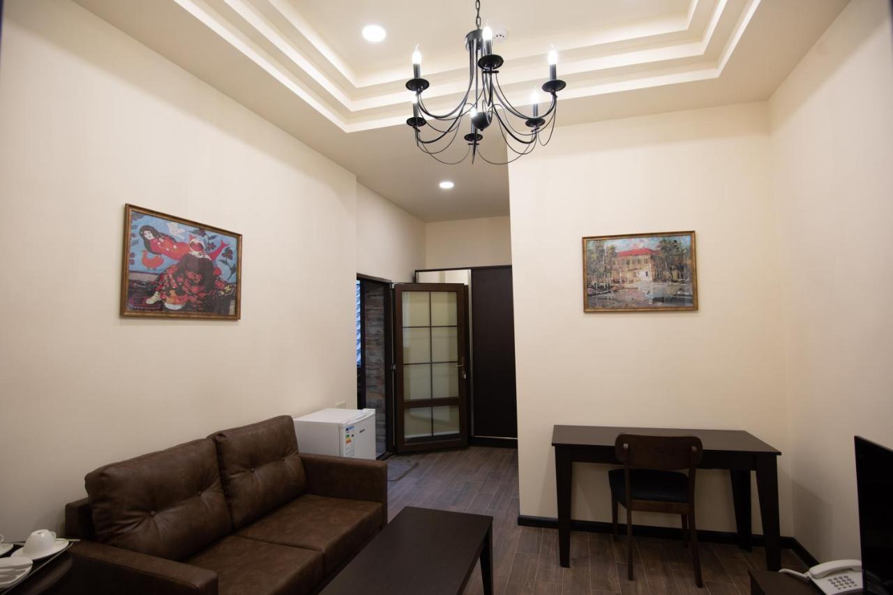Boutique Living Hotel By Arta Γιερεβάν Εξωτερικό φωτογραφία
