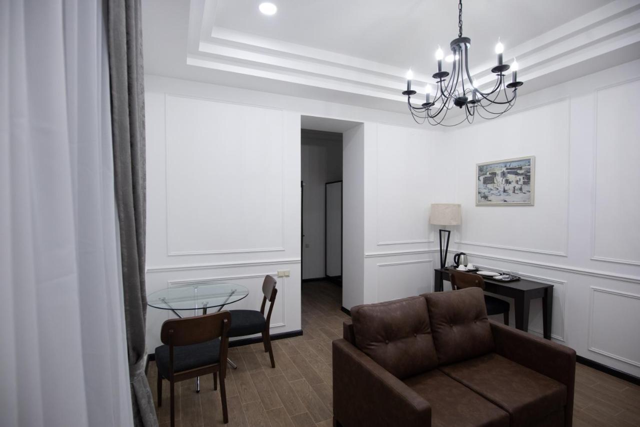 Boutique Living Hotel By Arta Γιερεβάν Εξωτερικό φωτογραφία