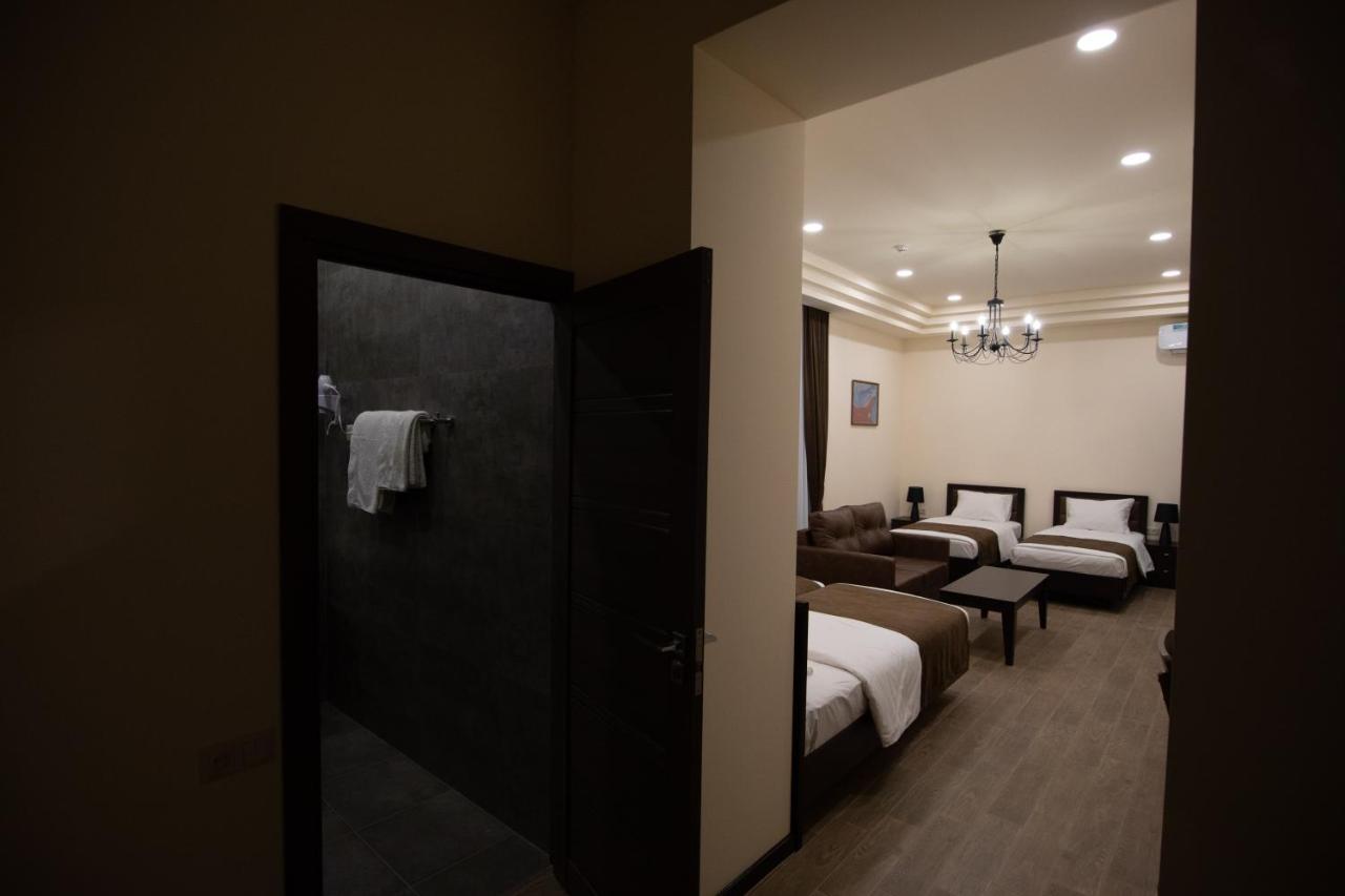 Boutique Living Hotel By Arta Γιερεβάν Εξωτερικό φωτογραφία