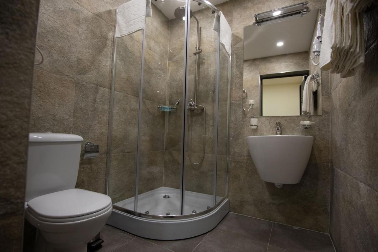 Boutique Living Hotel By Arta Γιερεβάν Εξωτερικό φωτογραφία