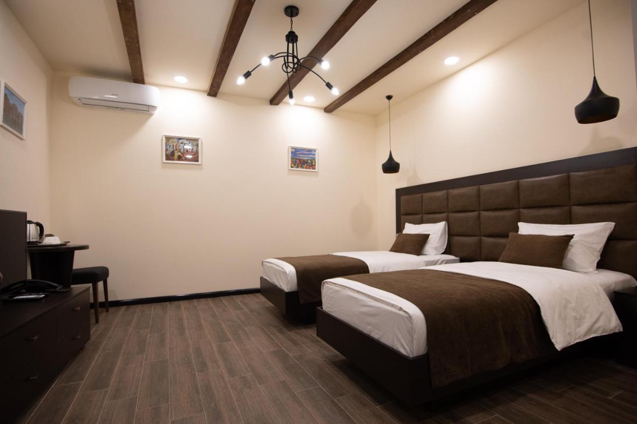 Boutique Living Hotel By Arta Γιερεβάν Εξωτερικό φωτογραφία