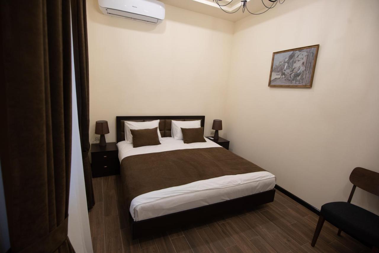 Boutique Living Hotel By Arta Γιερεβάν Εξωτερικό φωτογραφία