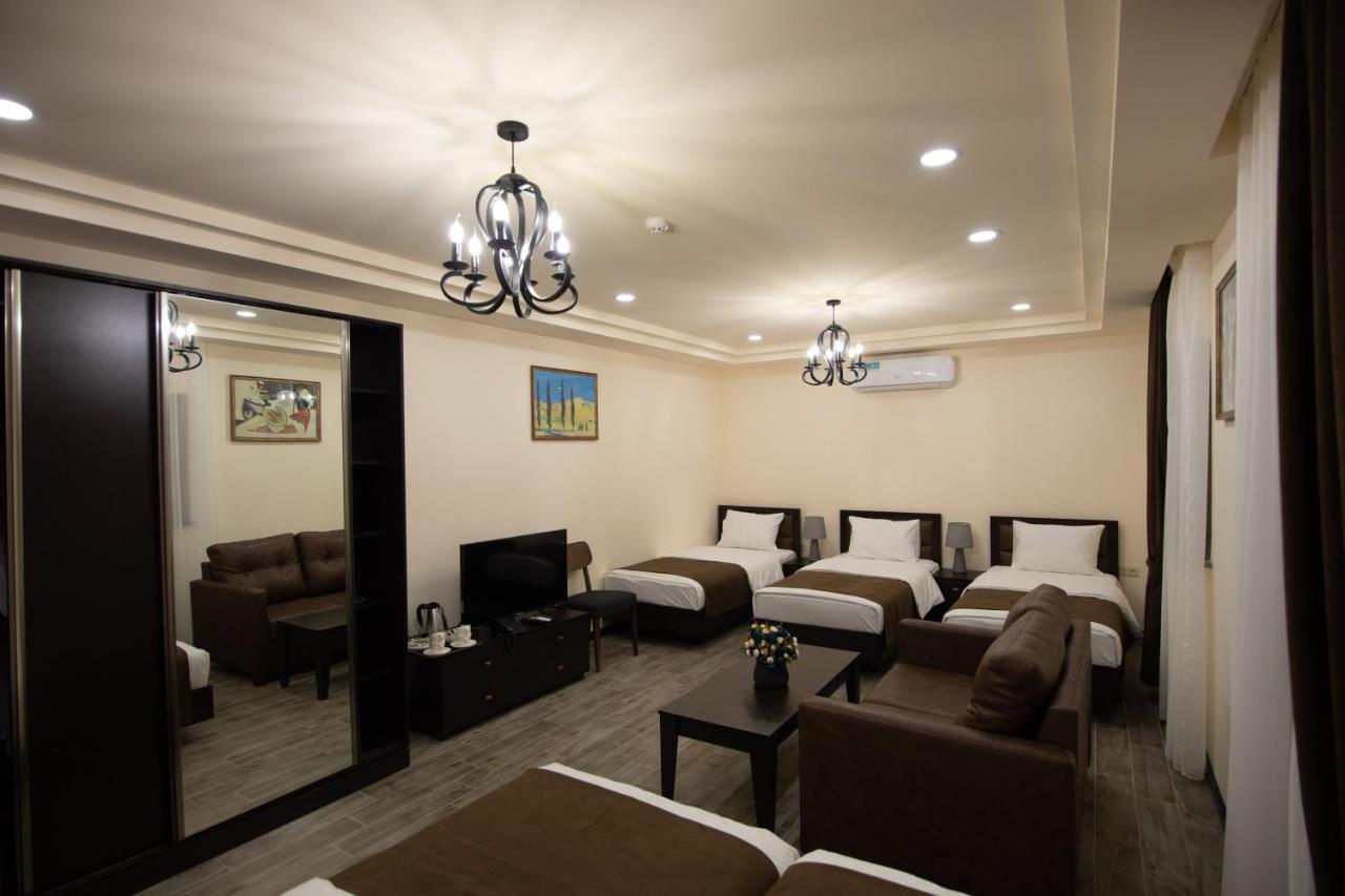 Boutique Living Hotel By Arta Γιερεβάν Εξωτερικό φωτογραφία